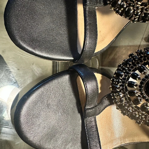 VALENTINO VINTAGE HEELS - Picture 4 of 7